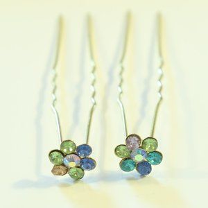 2 NWT MULTICOLORED FLOWER SHAPE HAIRPINS